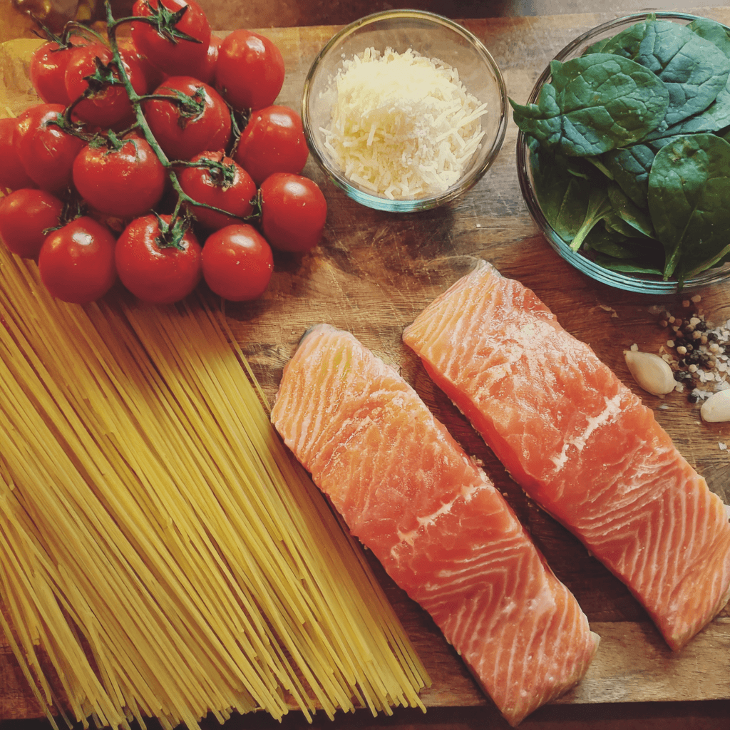 Tomato Spinach Salmon Pasta 1 Tomato Spinach Salmon Pasta Tomato Spinach Salmon Pasta Ingredients